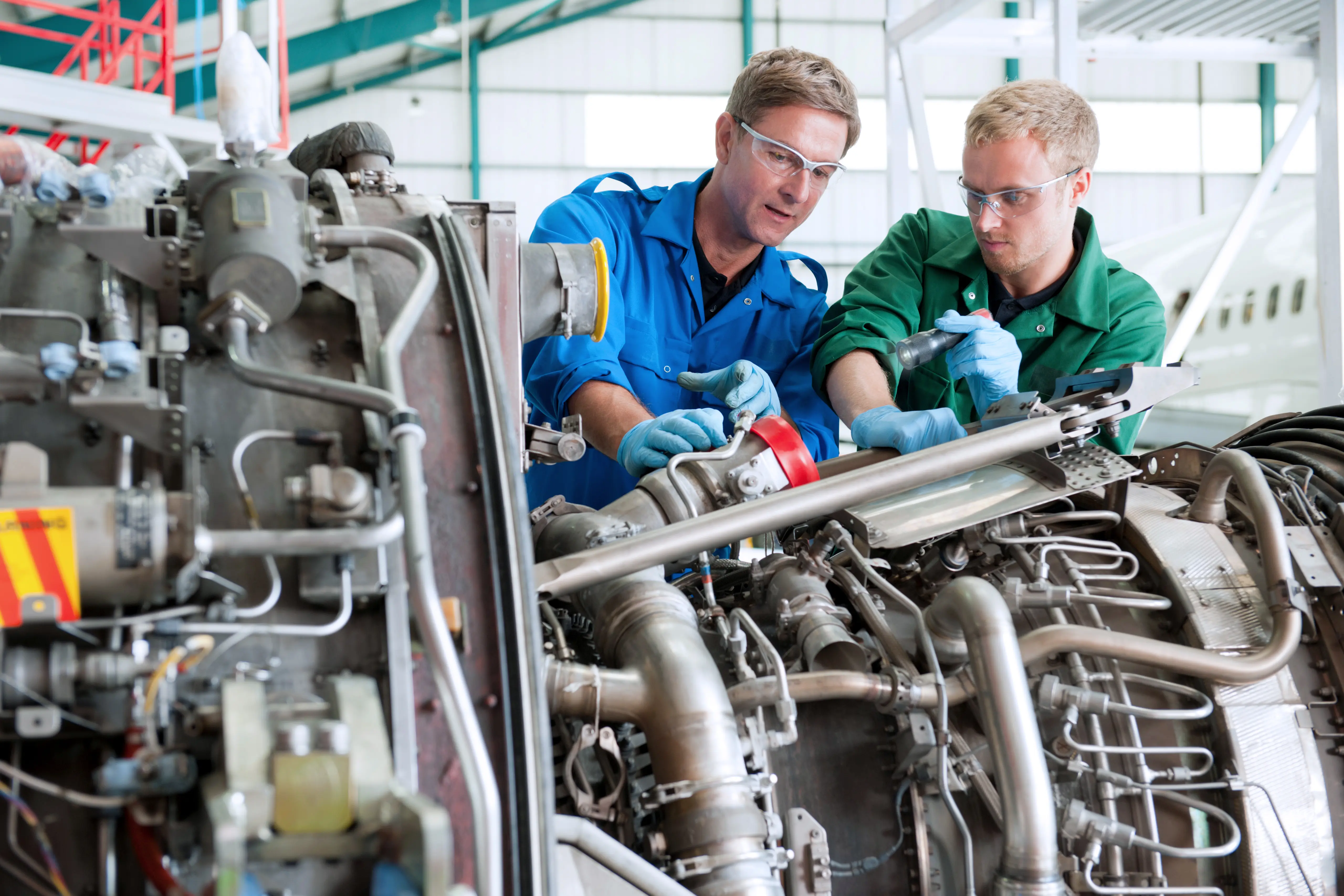 Formation à la maintenance des aéronefs commerciaux